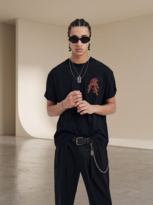 Embroidery - T-shirt "Watatsumi"